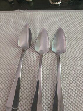 3 grapefruit spoons, only notation on back of spoon is enjoy grapefruit S/S Chin